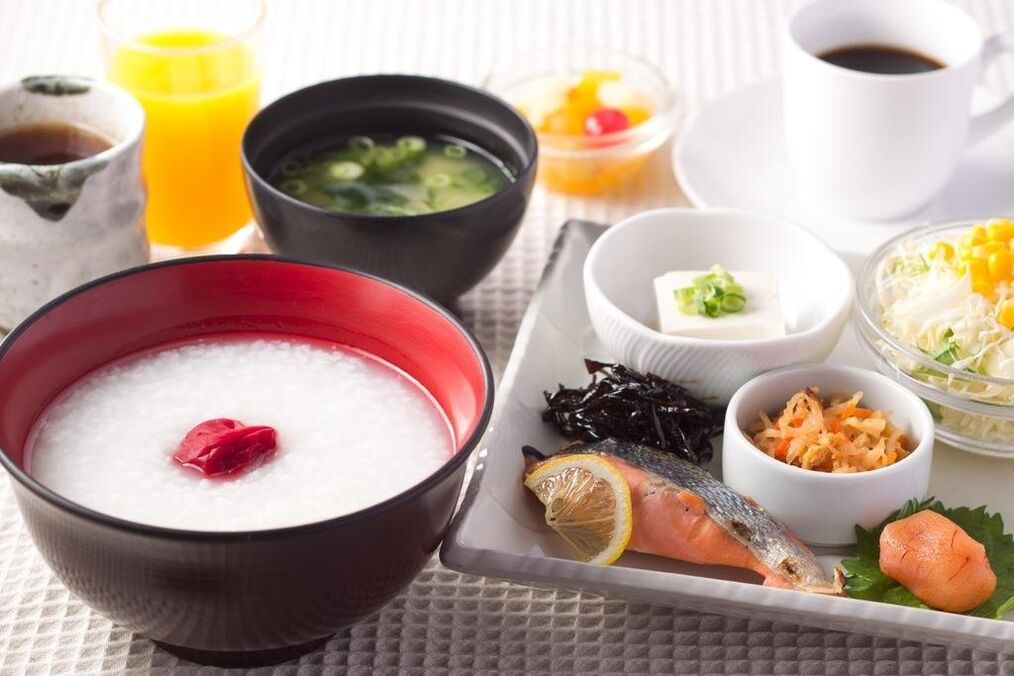 日本饮食的法院14天